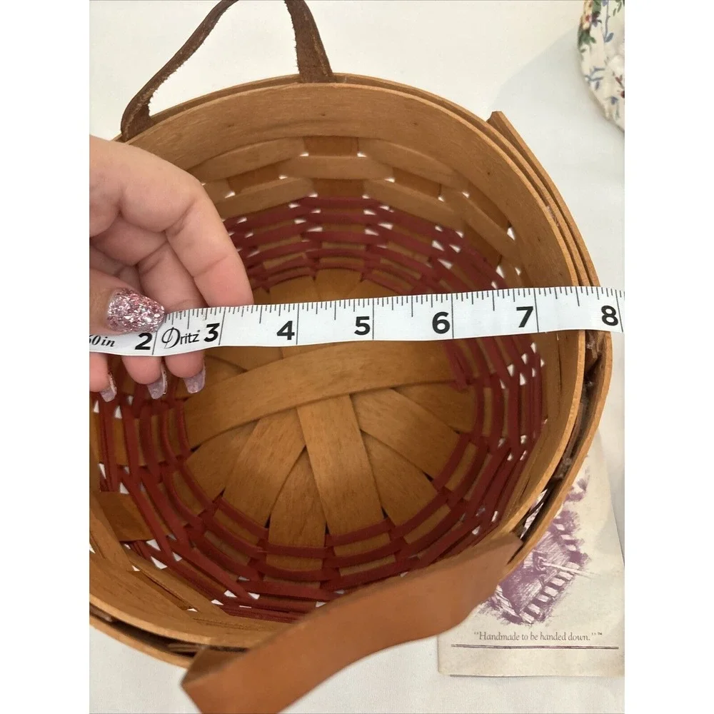 Longaberger‎ 1995 Round Basket with Leather Handles, Floral & Plastic Insert